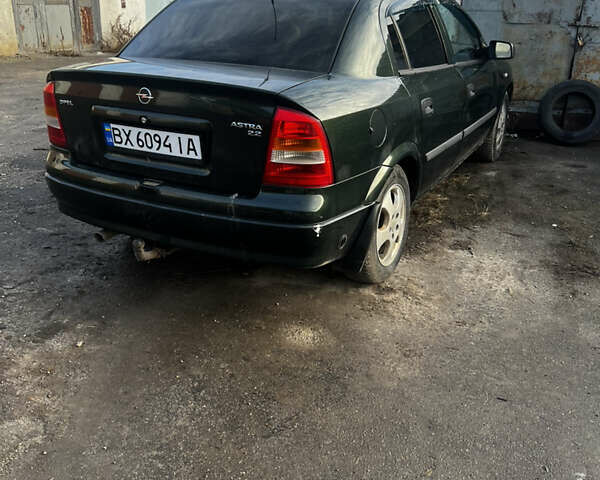 Опель Астра, объемом двигателя 2.2 л и пробегом 400 тыс. км за 2400 $, фото 4 на Automoto.ua