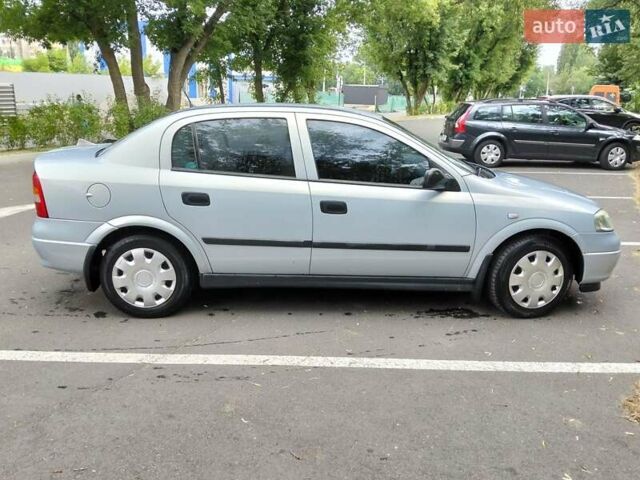 Опель Астра, объемом двигателя 1.4 л и пробегом 180 тыс. км за 4700 $, фото 2 на Automoto.ua