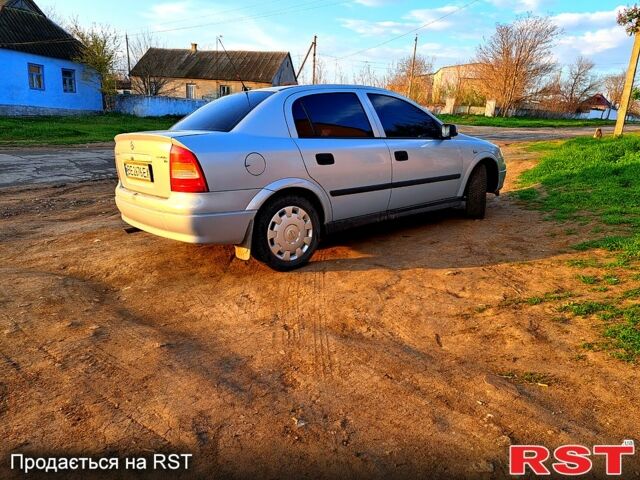 Опель Астра, объемом двигателя 1.6 л и пробегом 196 тыс. км за 3350 $, фото 4 на Automoto.ua