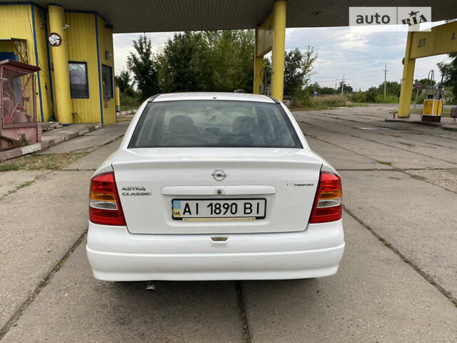Опель Астра, объемом двигателя 1.4 л и пробегом 270 тыс. км за 3100 $, фото 4 на Automoto.ua