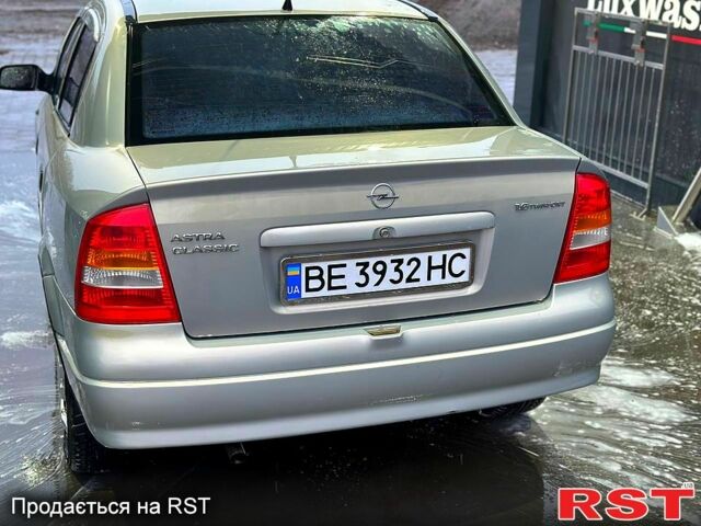 Опель Астра, объемом двигателя 16 л и пробегом 230 тыс. км за 4000 $, фото 2 на Automoto.ua