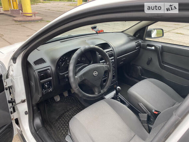 Опель Астра, объемом двигателя 1.4 л и пробегом 270 тыс. км за 3100 $, фото 10 на Automoto.ua