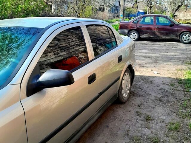 Опель Астра, объемом двигателя 1.4 л и пробегом 225 тыс. км за 3700 $, фото 1 на Automoto.ua