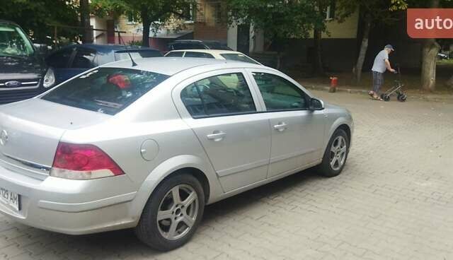Опель Астра, объемом двигателя 1.6 л и пробегом 82 тыс. км за 5999 $, фото 2 на Automoto.ua