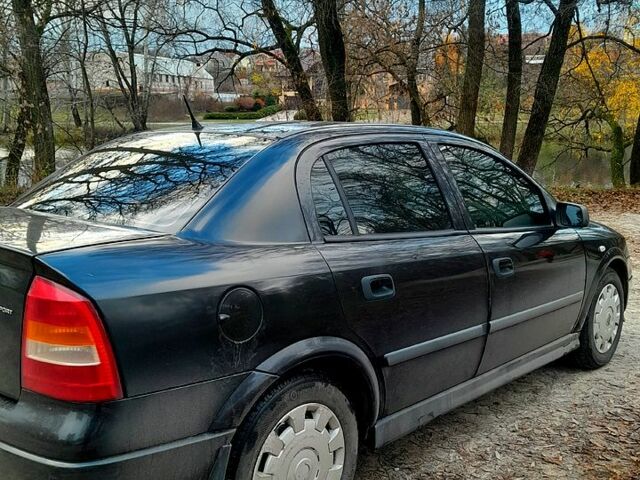 Опель Астра, объемом двигателя 1.4 л и пробегом 136 тыс. км за 3400 $, фото 2 на Automoto.ua