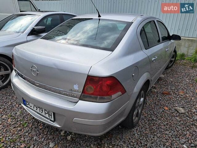 Опель Астра, объемом двигателя 1.8 л и пробегом 345 тыс. км за 4400 $, фото 5 на Automoto.ua