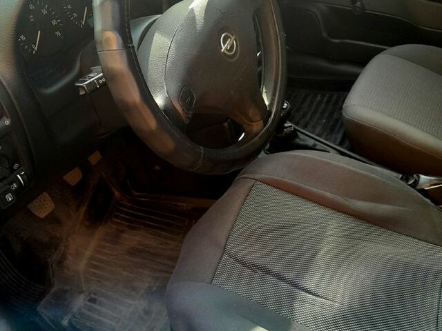 Опель Астра, объемом двигателя 1.4 л и пробегом 225 тыс. км за 3700 $, фото 5 на Automoto.ua