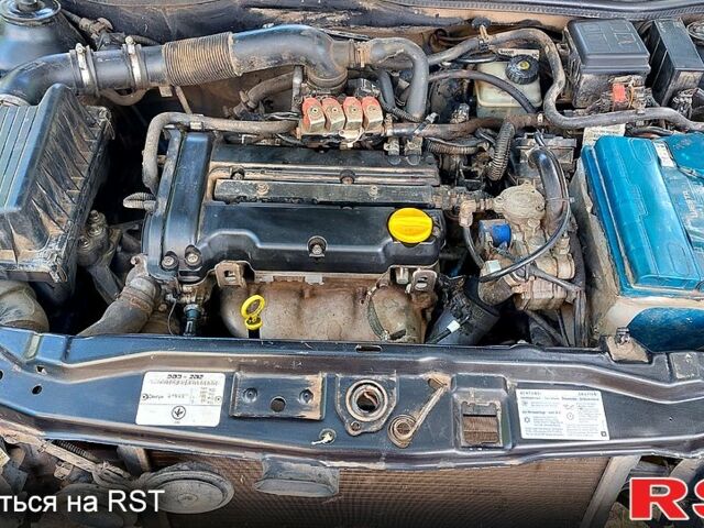 Опель Астра, объемом двигателя 1.4 л и пробегом 173 тыс. км за 3350 $, фото 9 на Automoto.ua