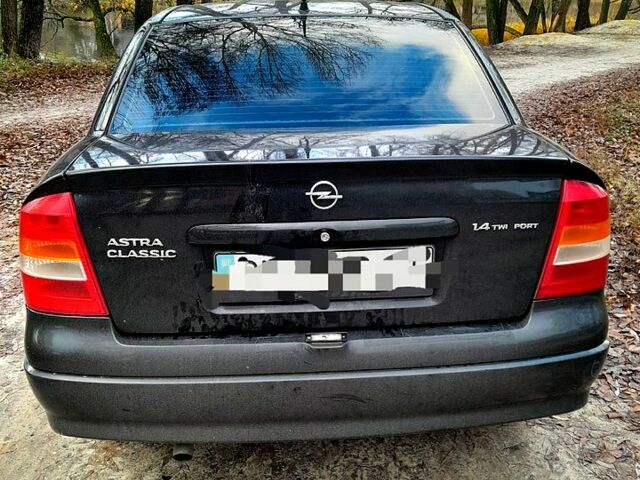 Опель Астра, объемом двигателя 1.4 л и пробегом 136 тыс. км за 3400 $, фото 3 на Automoto.ua