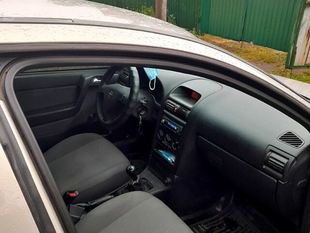 Опель Астра, объемом двигателя 1.4 л и пробегом 228 тыс. км за 3600 $, фото 5 на Automoto.ua