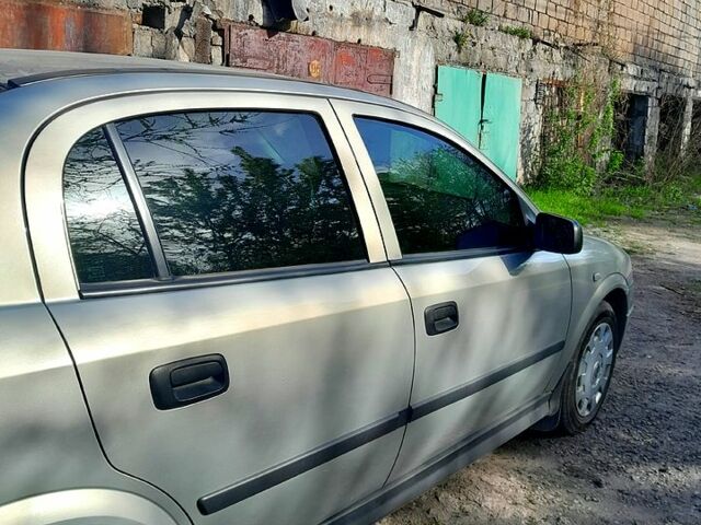 Опель Астра, объемом двигателя 1.4 л и пробегом 225 тыс. км за 3700 $, фото 3 на Automoto.ua