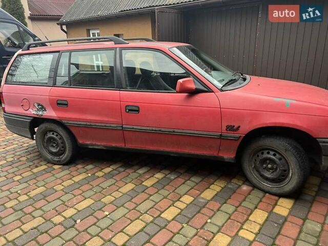 Опель Астра, об'ємом двигуна 1.6 л та пробігом 300 тис. км за 1000 $, фото 1 на Automoto.ua