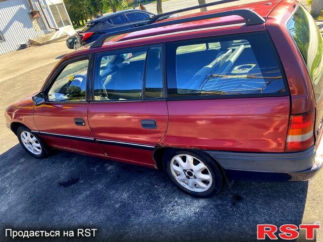 Опель Астра, объемом двигателя 1.6 л и пробегом 350 тыс. км за 1700 $, фото 5 на Automoto.ua