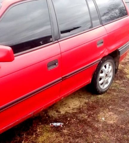 Опель Астра, объемом двигателя 1.7 л и пробегом 0 тыс. км за 1600 $, фото 1 на Automoto.ua