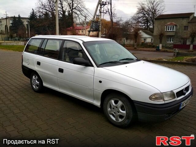 Опель Астра, объемом двигателя 16 л и пробегом 0 тыс. км за 1480 $, фото 4 на Automoto.ua