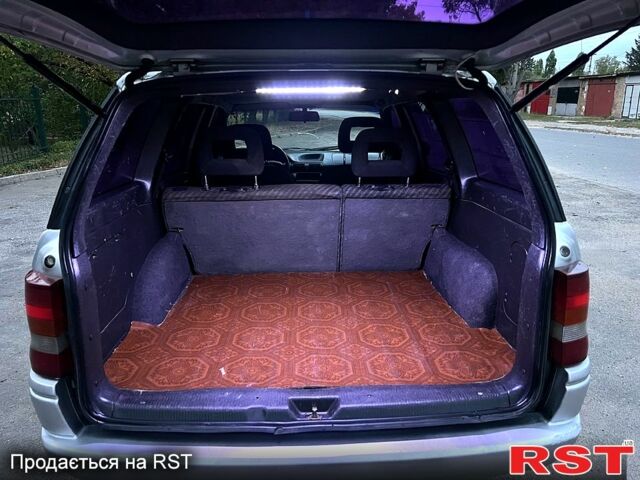 Опель Астра, объемом двигателя 1.6 л и пробегом 205 тыс. км за 899 $, фото 5 на Automoto.ua