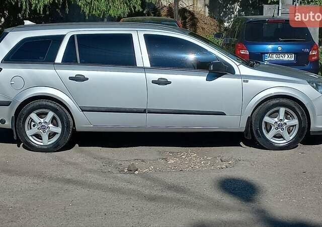 Опель Астра, объемом двигателя 1.4 л и пробегом 250 тыс. км за 4700 $, фото 6 на Automoto.ua