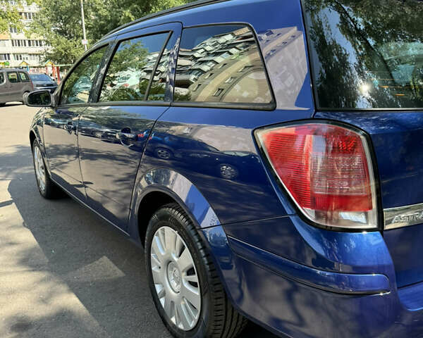 Опель Астра, объемом двигателя 1.6 л и пробегом 252 тыс. км за 4000 $, фото 6 на Automoto.ua