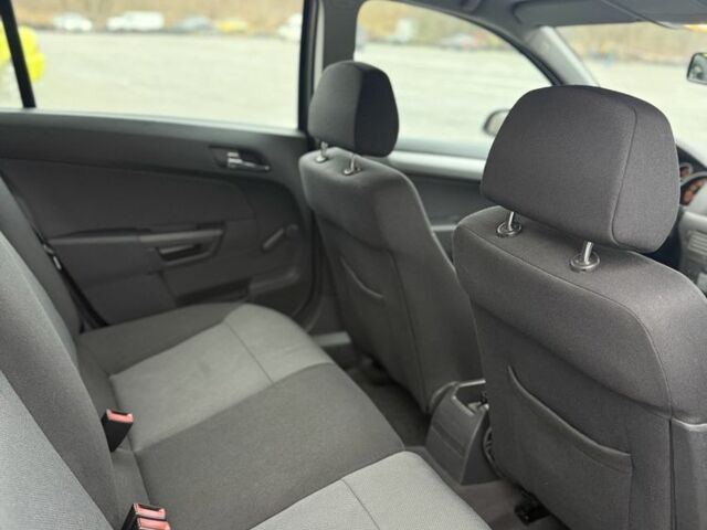 Опель Астра, объемом двигателя 1.9 л и пробегом 185 тыс. км за 2800 $, фото 10 на Automoto.ua