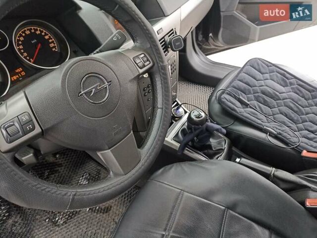Опель Астра, объемом двигателя 1.9 л и пробегом 280 тыс. км за 6400 $, фото 2 на Automoto.ua