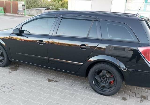 Опель Астра, объемом двигателя 1.8 л и пробегом 270 тыс. км за 6000 $, фото 2 на Automoto.ua