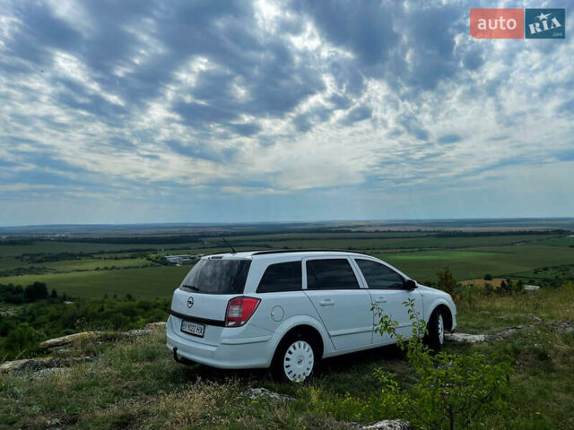 Опель Астра, объемом двигателя 1.7 л и пробегом 235 тыс. км за 5700 $, фото 3 на Automoto.ua