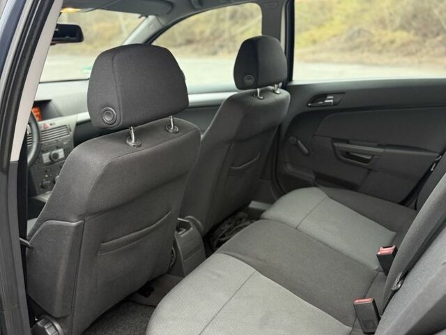 Опель Астра, объемом двигателя 1.9 л и пробегом 185 тыс. км за 2800 $, фото 9 на Automoto.ua