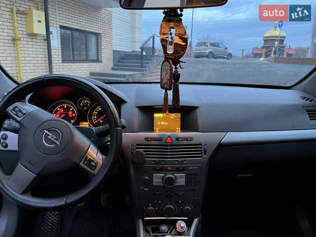 Опель Астра, объемом двигателя 1.9 л и пробегом 260 тыс. км за 4750 $, фото 17 на Automoto.ua