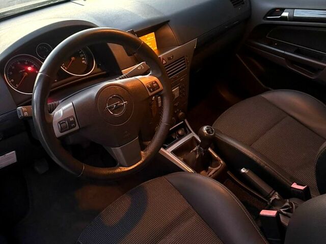 Опель Астра, объемом двигателя 1.6 л и пробегом 309 тыс. км за 5300 $, фото 6 на Automoto.ua