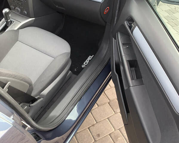 Опель Астра 2006 в Харькове на Automoto.ua Опель Астра, объемом двигателя 1.8 л и пробегом 221 тыс. км за 6500 $, фото 24 на Automoto.ua