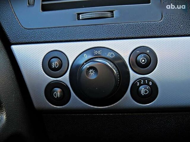 Опель Астра, объемом двигателя 1.8 л и пробегом 212 тыс. км за 5650 $, фото 4 на Automoto.ua