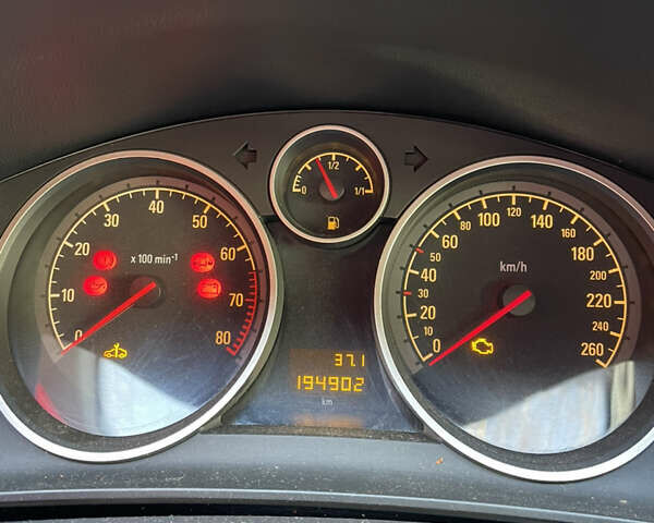 Опель Астра, объемом двигателя 1.6 л и пробегом 195 тыс. км за 4800 $, фото 17 на Automoto.ua