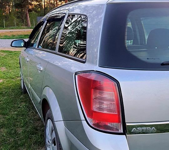 Опель Астра, объемом двигателя 1.9 л и пробегом 365 тыс. км за 4300 $, фото 5 на Automoto.ua