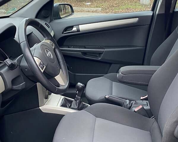 Опель Астра, объемом двигателя 1.6 л и пробегом 220 тыс. км за 5900 $, фото 31 на Automoto.ua