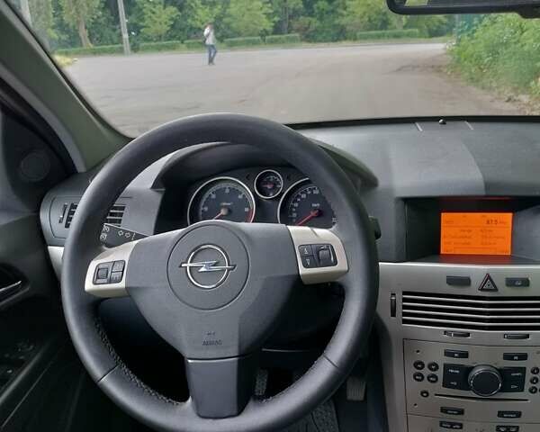 Опель Астра, объемом двигателя 1.69 л и пробегом 220 тыс. км за 5300 $, фото 9 на Automoto.ua