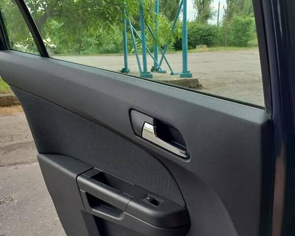 Опель Астра, объемом двигателя 1.69 л и пробегом 220 тыс. км за 5300 $, фото 12 на Automoto.ua