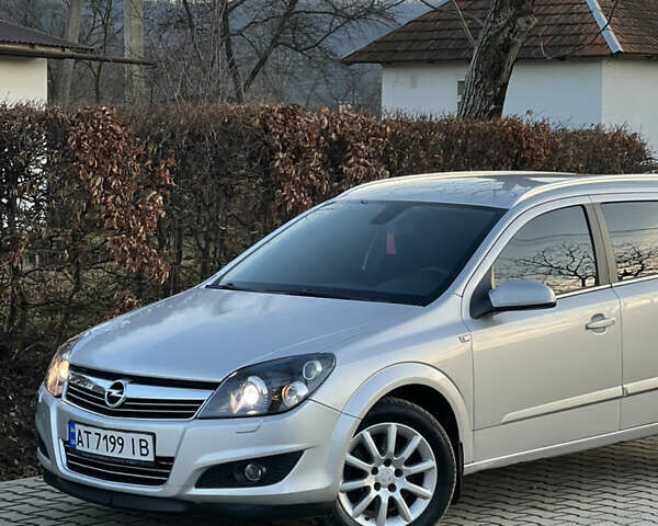 Опель Астра, объемом двигателя 1.7 л и пробегом 320 тыс. км за 5400 $, фото 4 на Automoto.ua