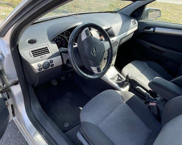 Опель Астра, объемом двигателя 1.8 л и пробегом 232 тыс. км за 4999 $, фото 15 на Automoto.ua