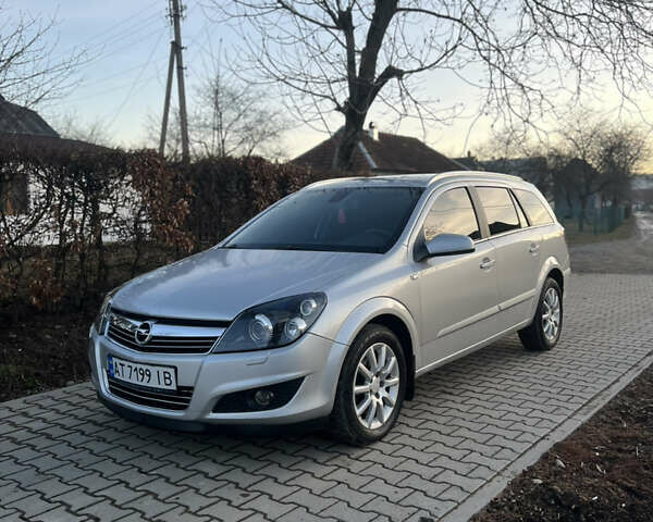 Опель Астра, объемом двигателя 1.7 л и пробегом 320 тыс. км за 5400 $, фото 12 на Automoto.ua