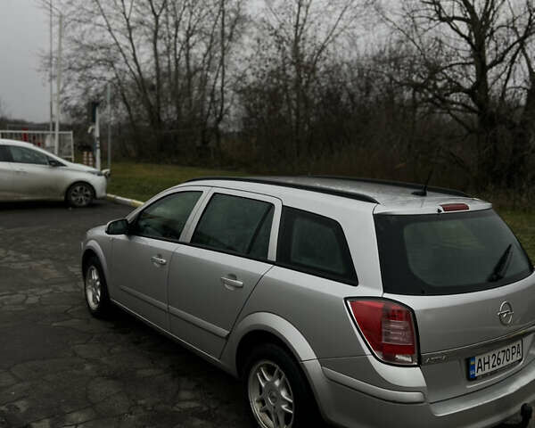 Опель Астра, объемом двигателя 1.7 л и пробегом 225 тыс. км за 5200 $, фото 3 на Automoto.ua