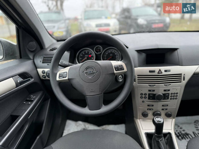 Опель Астра, объемом двигателя 1.6 л и пробегом 255 тыс. км за 5250 $, фото 9 на Automoto.ua