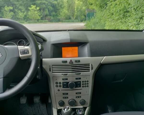 Опель Астра, объемом двигателя 1.69 л и пробегом 220 тыс. км за 5300 $, фото 11 на Automoto.ua