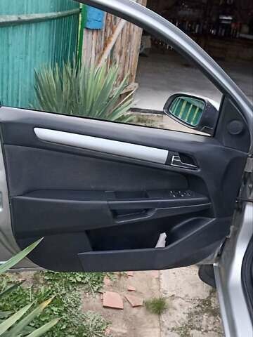 Опель Астра, объемом двигателя 1.7 л и пробегом 268 тыс. км за 4650 $, фото 15 на Automoto.ua