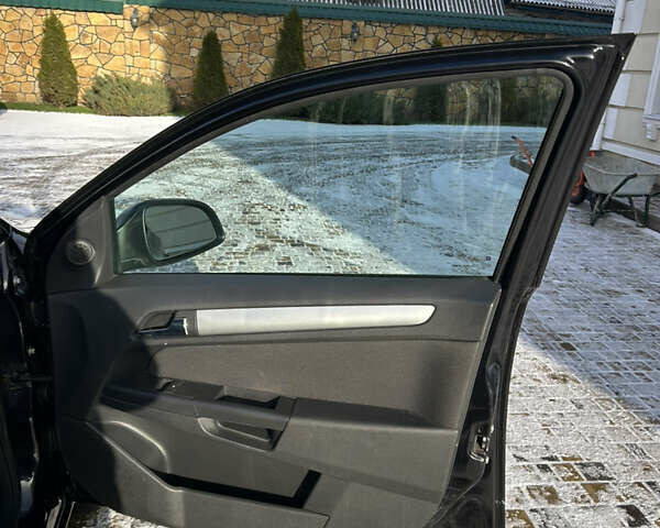 Опель Астра, об'ємом двигуна 1.4 л та пробігом 221 тис. км за 4500 $, фото 32 на Automoto.ua