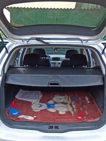 Опель Астра, объемом двигателя 1.7 л и пробегом 268 тыс. км за 4650 $, фото 32 на Automoto.ua