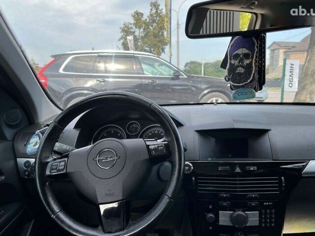 Опель Астра, объемом двигателя 1.9 л и пробегом 288 тыс. км за 6000 $, фото 18 на Automoto.ua