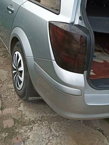 Опель Астра, объемом двигателя 1.7 л и пробегом 268 тыс. км за 4650 $, фото 3 на Automoto.ua