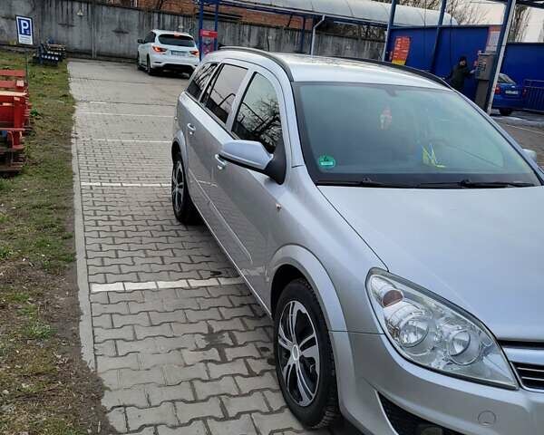 Опель Астра, объемом двигателя 1.7 л и пробегом 260 тыс. км за 5500 $, фото 1 на Automoto.ua