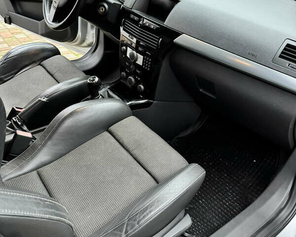 Опель Астра, об'ємом двигуна 1.9 л та пробігом 220 тис. км за 6000 $, фото 32 на Automoto.ua