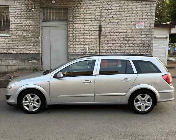 Опель Астра, объемом двигателя 1.6 л и пробегом 278 тыс. км за 5500 $, фото 5 на Automoto.ua